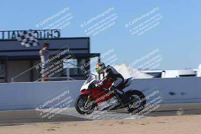 media/Nov-06-2023-Moto Forza (Mon) [[ce023d0744]]/4-Beginner Group/Session 4 (Finish Line Checker)/
